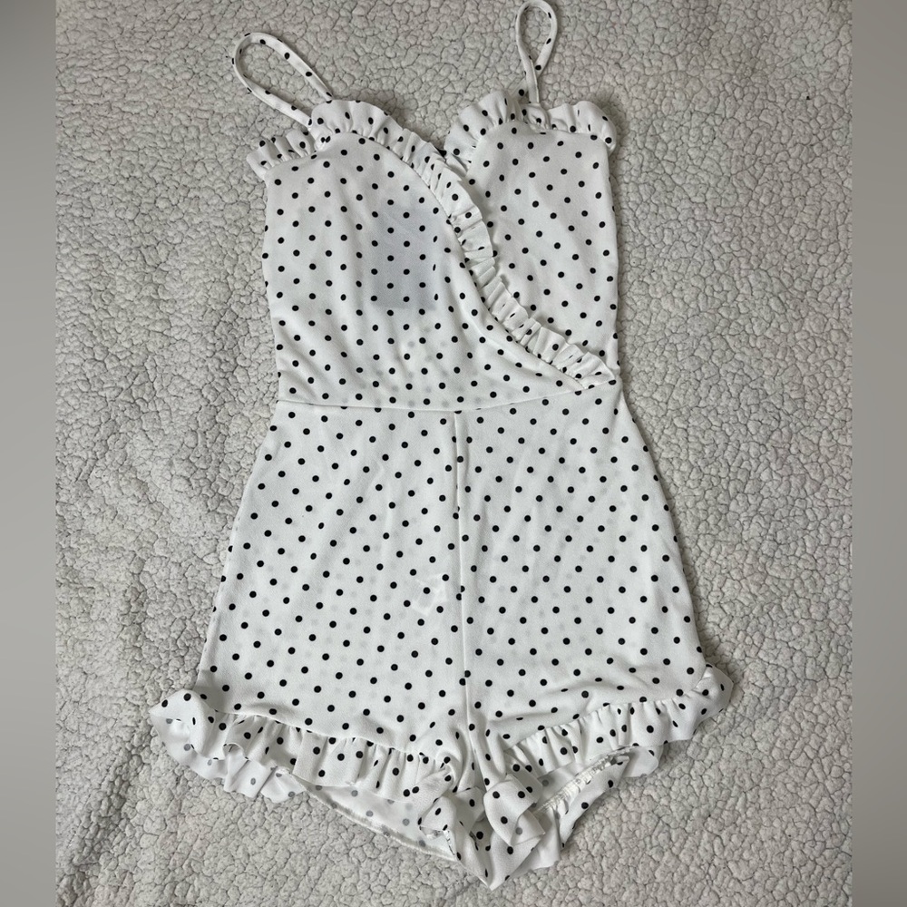 Jumpsuit pretty little things